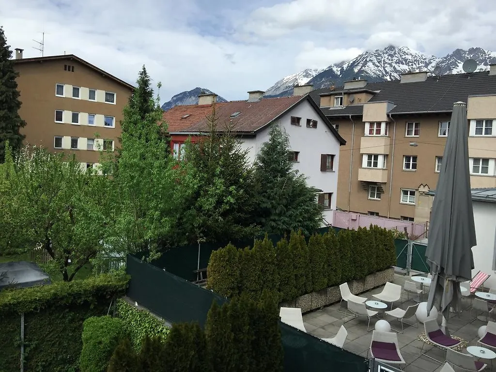 ****  Binders Budget City-Mountain Hotel Innsbruck Rakousko